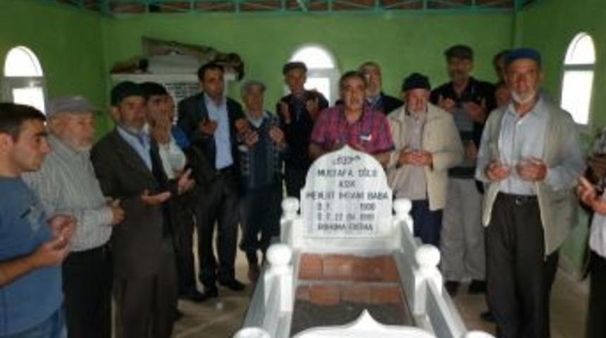 Oltulu Aşık Mevl&uuml;t İhsani'yi Anma Şenlikleri'nin 22'ncisi Yapıldı