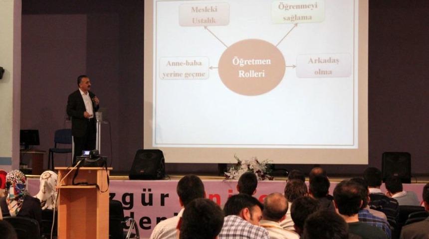MŞ&Uuml; &Ouml;ğrencilerine 'etkili &Ouml;ğretmenlik' Semineri Verildi