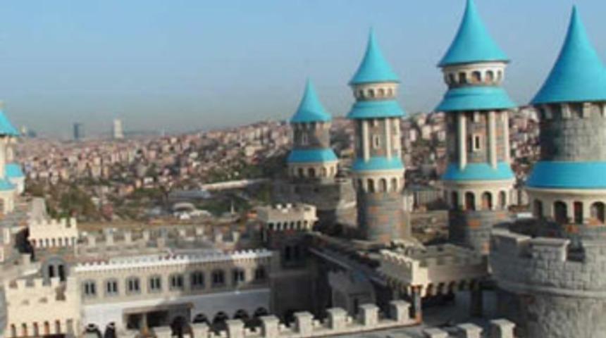 Vialand, Başbakan Erdoğan&rsquo;ın katılımıyla a&ccedil;ıldı