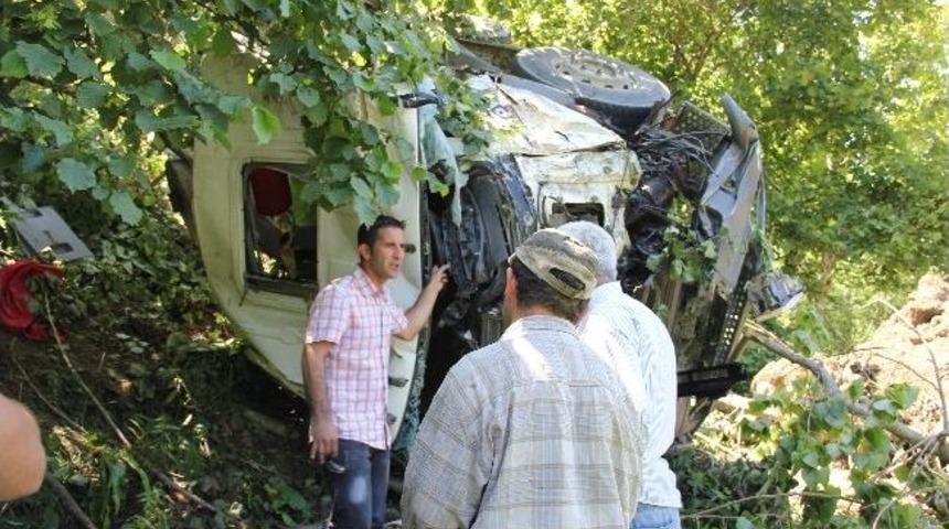 Beton Mikseri U&ccedil;urumdan Yuvarlandı: 1 Yaralı