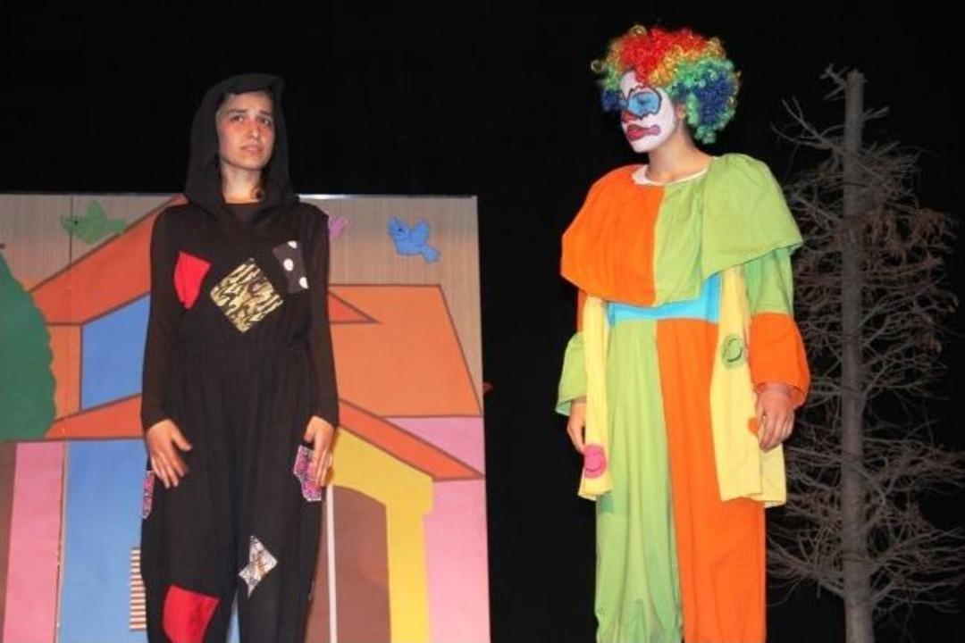 Perde &Ouml;ğrenciler İ&ccedil;in A&ccedil;ıldı