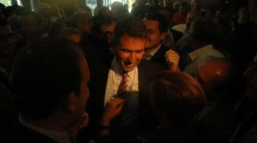 T&uuml;rkiye Baralor Birliği Başkanlığına Metin Feyzioğlu Se&ccedil;ildi