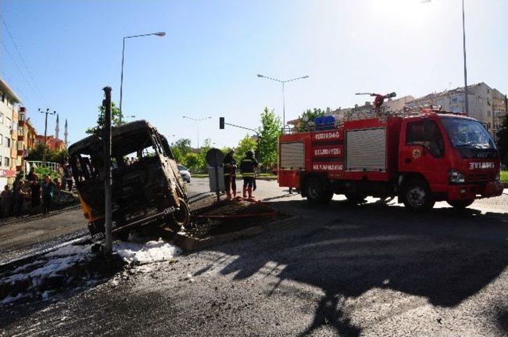 Yolcu Minibüsü Alev Alev Yandı G4