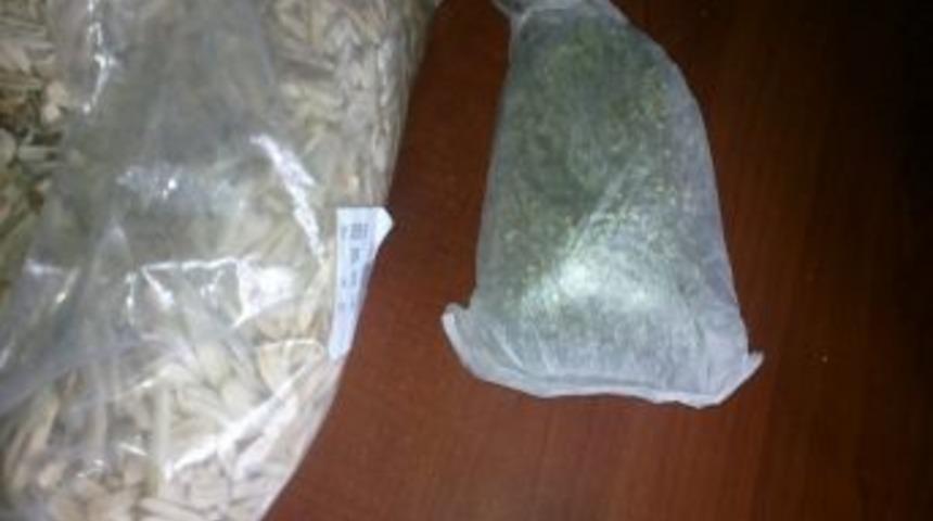 Tatvan&rsquo;da Ay &Ccedil;ekirdekli Esrar Sevkiyatı