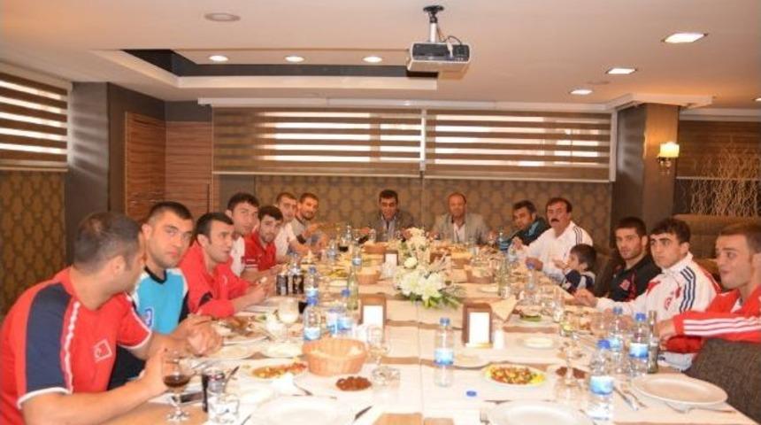 Boks Milli Takımı Erzurum&rsquo;da Kampta