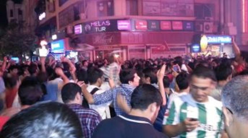 Konya&rsquo;da Binlerce Taraftar, S&uuml;per Lig Sevinci Yaşadı