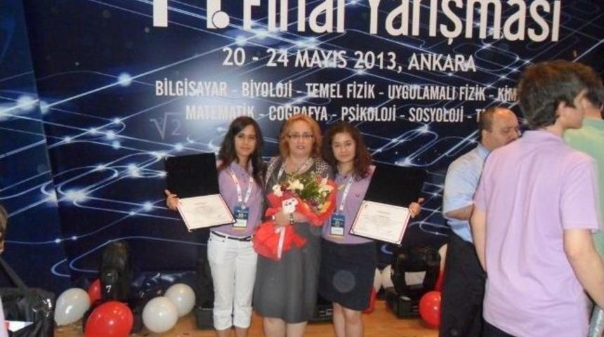 &Ouml;demişli &Ouml;ğrenciler Ankara'dan 4.'l&uuml;kle D&ouml;nd&uuml;