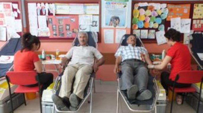 Alaplı Kasımlı okulu kan bağışında bulundu