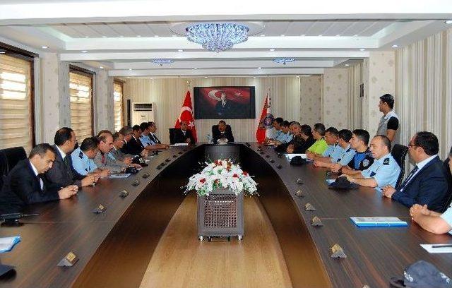 Adıyaman Emniyet M&uuml;d&uuml;r&uuml; Salmaner, G&ouml;reve Başladı 1