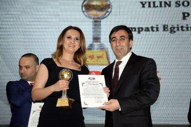 Empati Derneğine Çifte Ödül 1