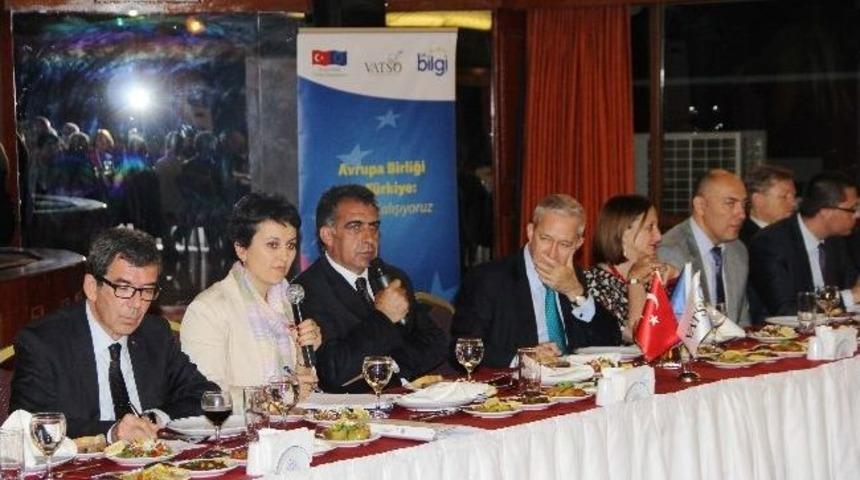 Vatso&rsquo;dan Ab B&uuml;y&uuml;kel&ccedil;ilerine Yemek