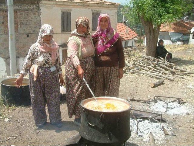 Burhaniye&rsquo;de &Ccedil;ift&ccedil;i Hayrı Bin 500 Kişiyi Buluşturdu 2