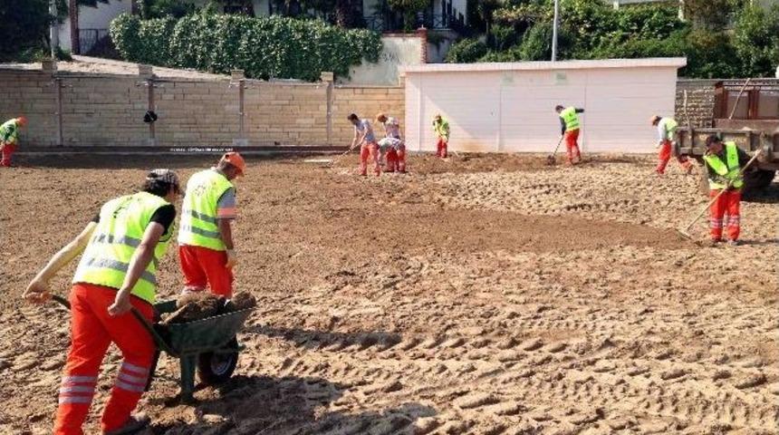 Sahiller K&ouml;şe Bucak Temizlendi