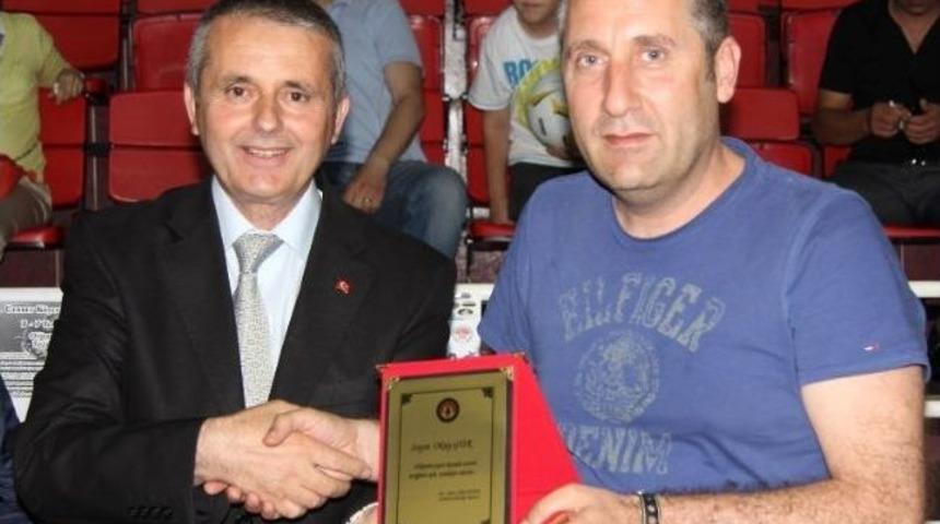 Bri&ccedil; Turnuvası