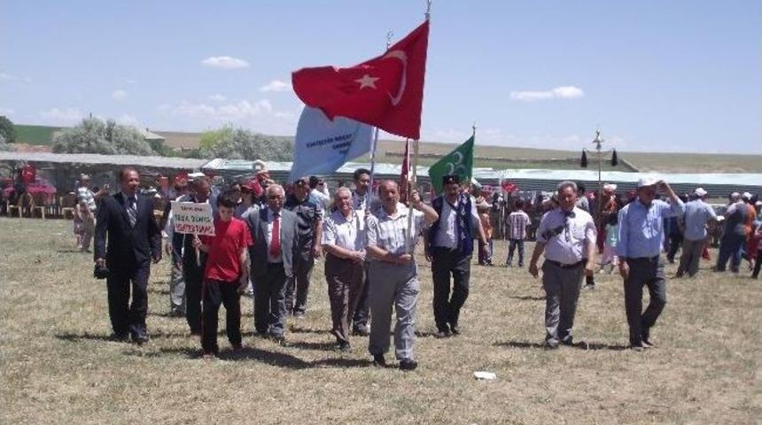 Kulu&rsquo;da 9.geleneksel Nogay T&uuml;rkleri Sabantoyu Yapıldı