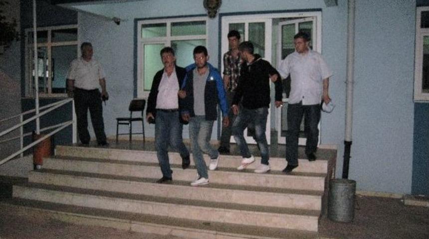 Gediz Ve Uşak'ta Bir &Ccedil;ok İşyerini Soyan Hırsızlık Şebekesi &Ccedil;&ouml;kertildi