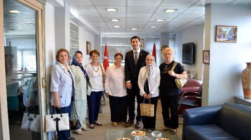 Bto'ya Kutlama Ziyaretleri Devam Ediyor