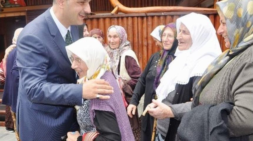 Başkan Saral&rsquo;dan Ninelere S&uuml;priz