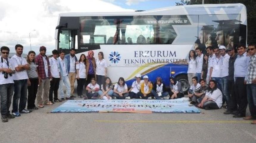 Bahar Şenliği&rsquo;nde &Ouml;ğrenciler U&ccedil;urtma U&ccedil;urdu