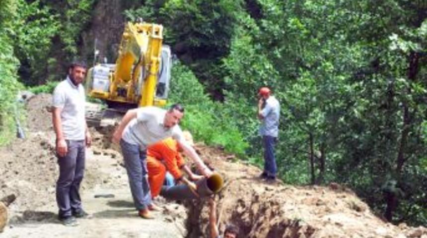 Hemşin&rsquo;de Kanalizasyon Ve I&ccedil;me Suyu Inşaatları Devam Ediyor