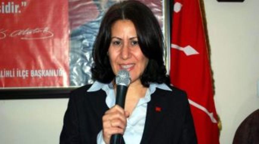 Milletvekili &Ouml;z, N&ouml;bet&ccedil;i Uygulamasını Eleştirdi