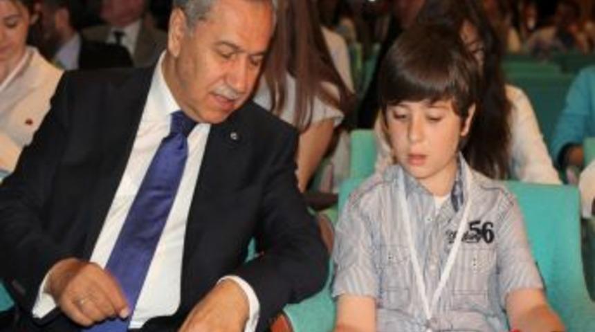 B&uuml;lent Arın&ccedil;: Medyaya, &Ccedil;ocuklarla Ilgili Tekliflerimizi Sunacağız