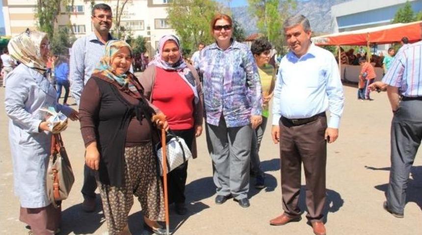 Başkan Tursun&rsquo;a Teşekk&uuml;r Plaketi
