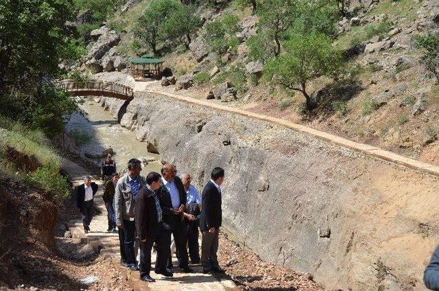 Malatya Valisi Vasip Şahin, Hekimhan ‘da