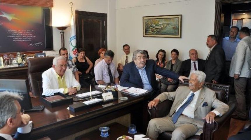 Eski Başbakan Yardımcılarından İsmet Sezgin Ereğli&rsquo;ye Geldi