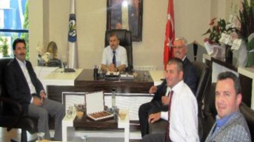 Sefer &Uuml;st&uuml;n Stb Y&ouml;netim Kuruluna Hayırlı Olsun Ziyaretinde Bulundu