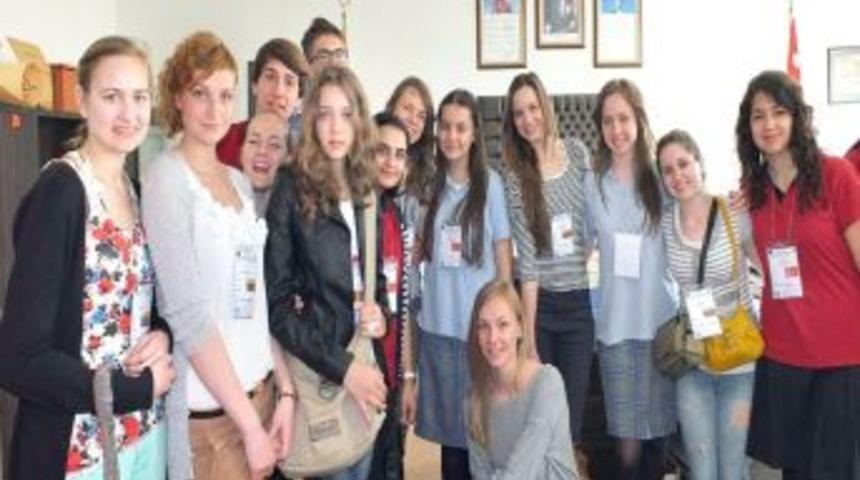 Aslanoba Anadolu Lisesi Avrupalı Misafirlerini Ağırladı