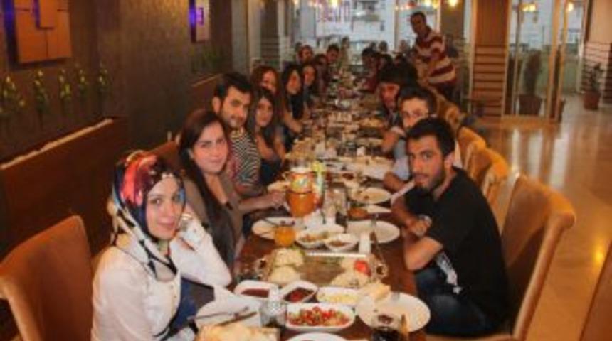 Gen&ccedil; Kalemler Sezona Veda Etti