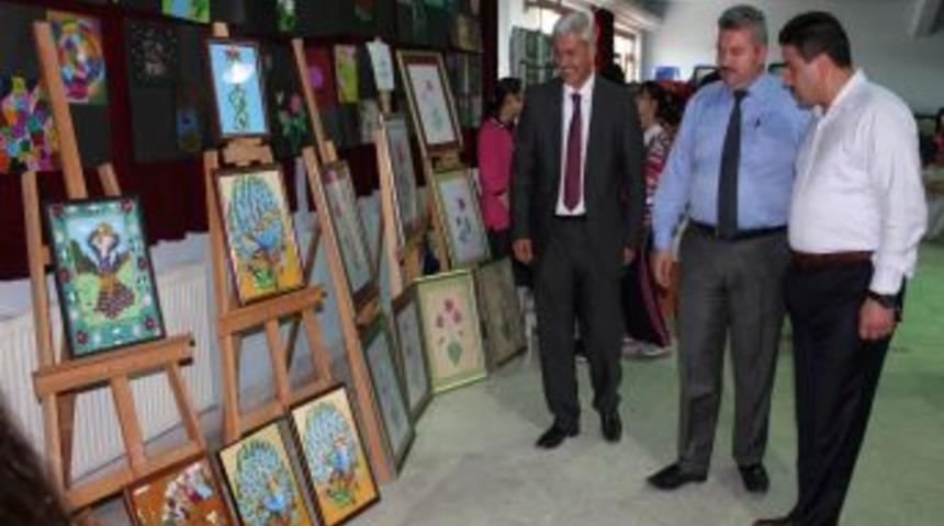 Becerikli Eller H&uuml;nerlerini Sergiledi