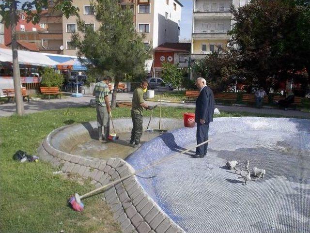 Kozcağız&rsquo;da Parklar Yenileniyor 1