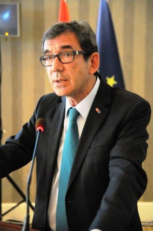 T&uuml;rkiye-ab İlişkileri Geleceğe Y&ouml;nelik Beklentiler Sempozyumu 2