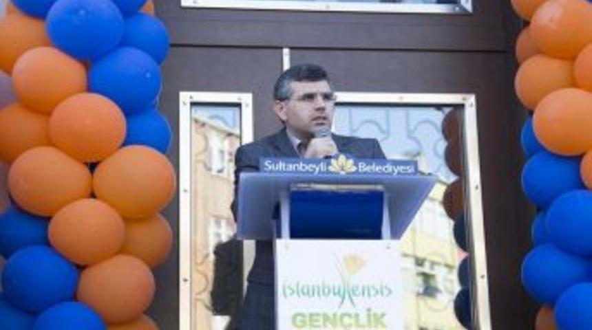 İstanbulensis Gen&ccedil;lik Merkezi A&ccedil;ıldı