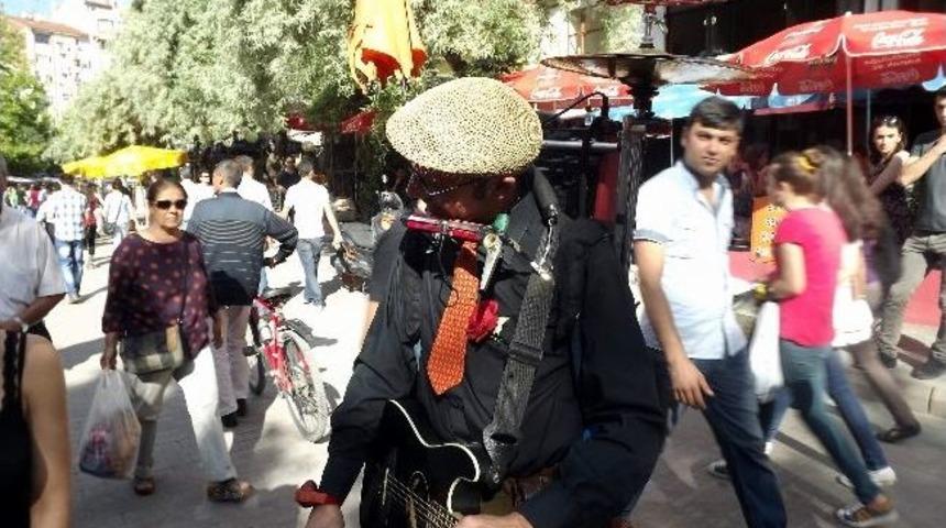 Hırvatistanlı Sanatçıdan Alışılmışın Dışında Konser