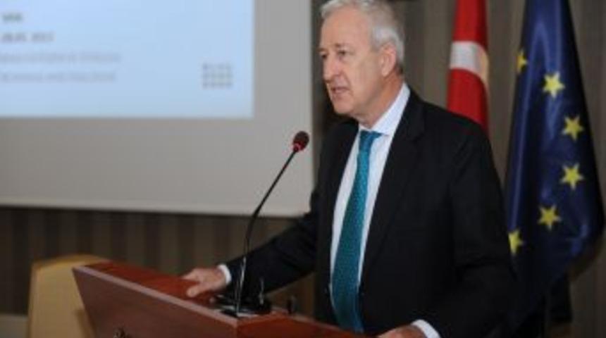 Hanningan: T&uuml;rkiye&rsquo;nin AB &Uuml;yeliğine Itirazlar, Cehaletten Kaynaklanıyor