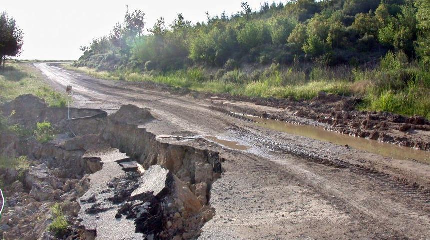 &Ccedil;&ouml;ken Yol Tehlike Sa&ccedil;ıyor