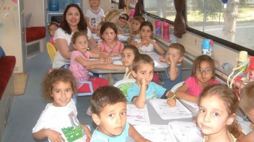 Gezici Ana Sınıfı, Okulu &Ouml;ğrencilerin Ayağına G&ouml;t&uuml;rd&uuml;