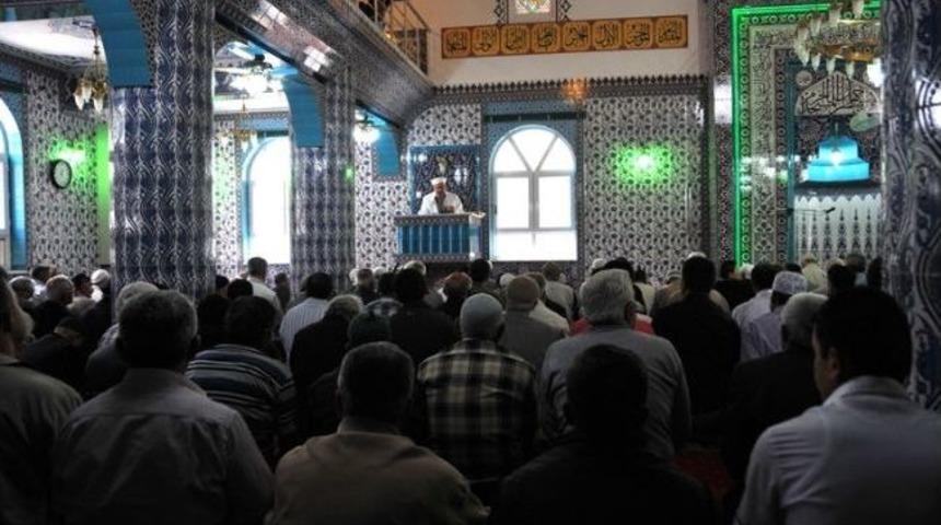 Karaman'da Emekseven Camisi İbadete A&ccedil;ıldı