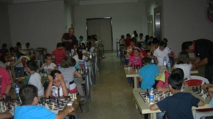 Eğitim Sen&rsquo;in D&uuml;zenlediği Satran&ccedil; Turnuvası Sona Erdi