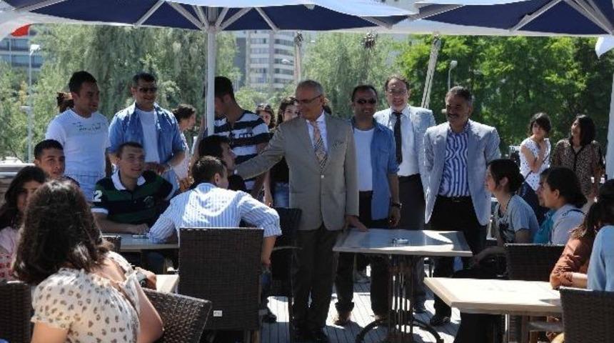 Polis Okulu &Ouml;ğrencilerinin Deniz Keyfi