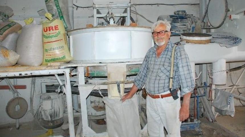 Dede Mesleği Değirmencilikle Teknolojiye Meydan Okuyor