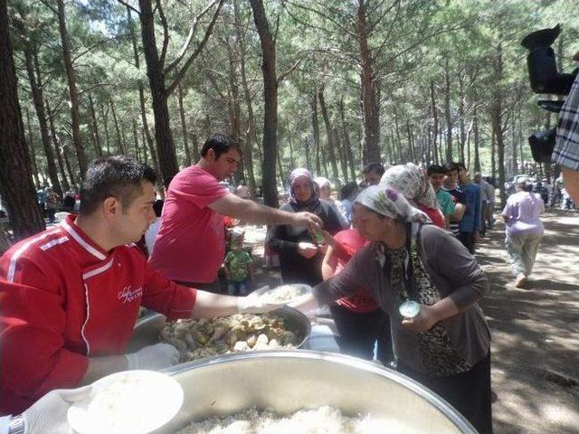 Anıtkaya’da Piknik Geleneği Bu Yıl Da Bozulmadı