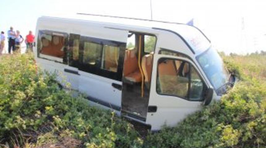 Kaza şoku lastik arattı