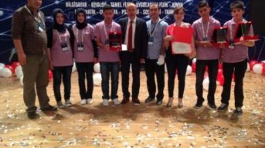 Erzurumlu &Ouml;ğrencilerden B&uuml;y&uuml;k Başarı