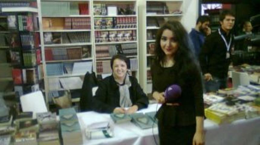 &Ccedil;erkezk&ouml;yl&uuml; Yazar Vatansever Kocaeli&rsquo;de Okuyucularıyla Buluştu