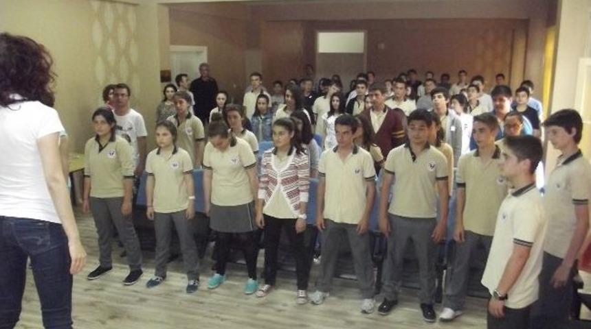 &Ouml;ğrencilere Yoga Eğitimi