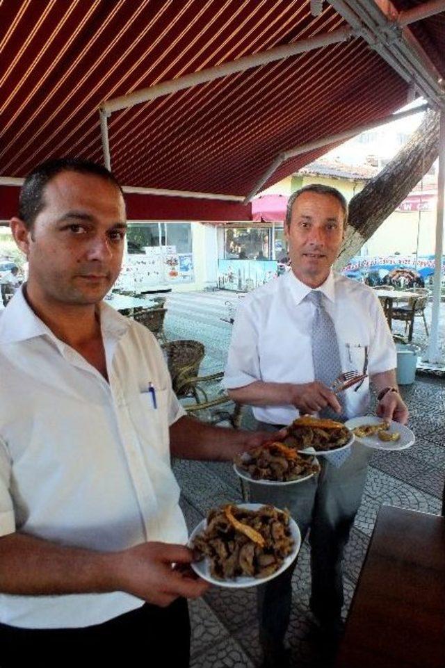 Edirne'yi Tanıtma Ve Tava Ciğeri Koruma Derneği Başkanı Dinar;” Selimiye Camiinden Sonra Edirne’nin Lokomotifi Ciğer”